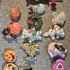 Assorted HALLMARK Holiday and Animal Broach Pins